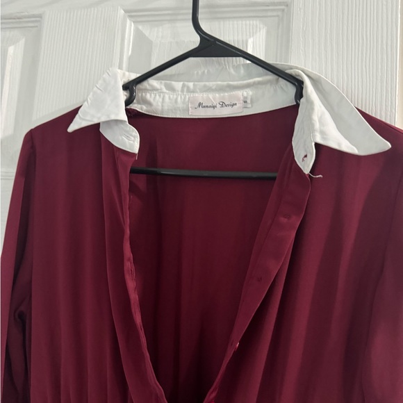 All never worn . The dress run small - Picture 4 of 10